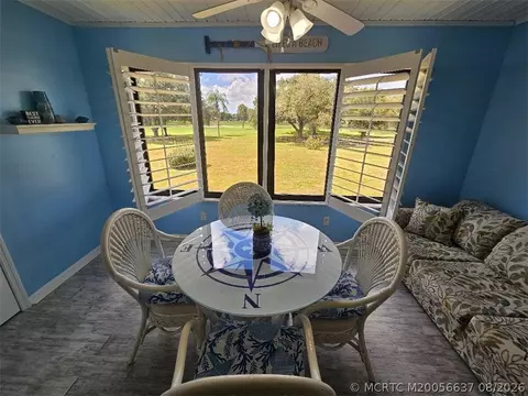 Dining - 5433 SE Miles Grant Rd #E-205, Stuart, FL 34997 photo 2 of 5