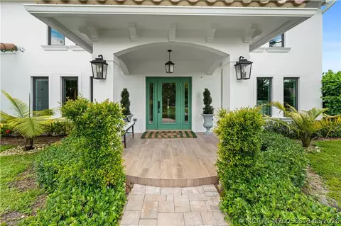 Undisclosed, Palm Beach Gardens, FL 33418
