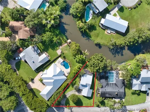 View/Area - 496 SE Cardinal Trl, Stuart, FL 34997 photo 4 of 6