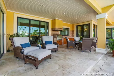 Exterior - 6661 SE Harbor Cir, Stuart, FL 34996 photo 7 of 16