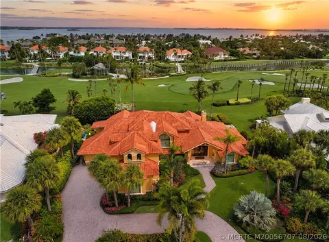 View/Area - 6661 SE Harbor Cir, Stuart, FL 34996 photo 9 of 11