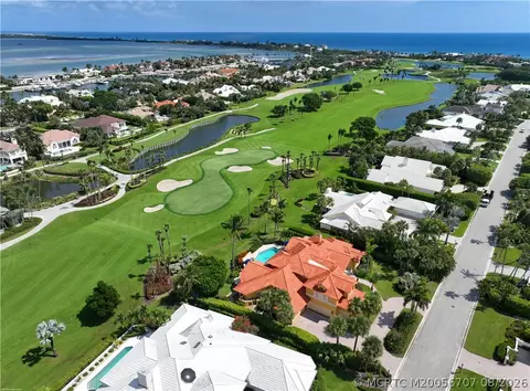 View/Area - 6661 SE Harbor Cir, Stuart, FL 34996 photo 4 of 11