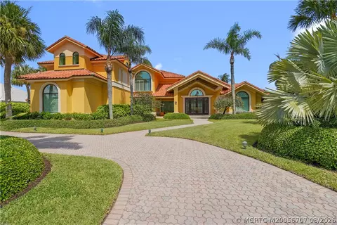 Exterior - 6661 SE Harbor Cir, Stuart, FL 34996 photo 2 of 16