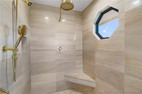 Bath - 6661 SE Harbor Cir, Stuart, FL 34996 photo 11 of 12