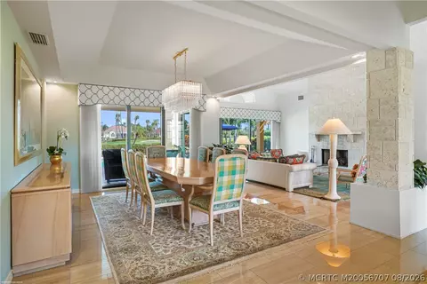 Dining - 6661 SE Harbor Cir, Stuart, FL 34996 photo 1 of 6