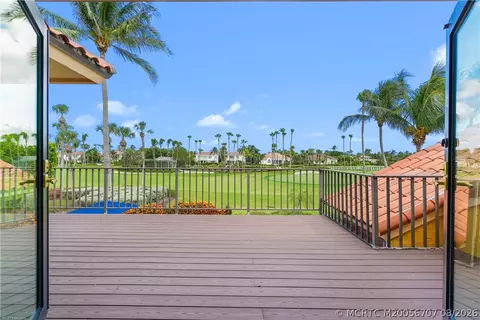 Exterior - 6661 SE Harbor Cir, Stuart, FL 34996 photo 5 of 16