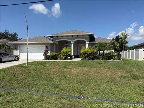 4262 SW Ragen St, Port Saint Lucie, FL 34953