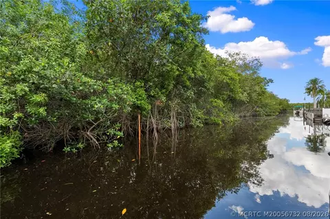 View/Area - 30 SW Hideaway Pl, Stuart, FL 34994 photo 3 of 7