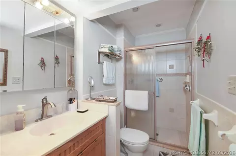 Bath - Undisclosed, Stuart, FL 34997 photo 2 of 2