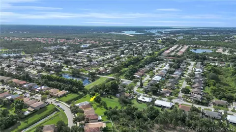 View/Area - 4526 SE Graham Dr, Stuart, FL 34997 photo 6 of 7