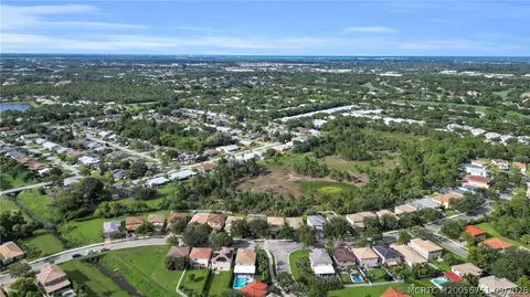 View/Area - 4526 SE Graham Dr, Stuart, FL 34997 photo 7 of 7