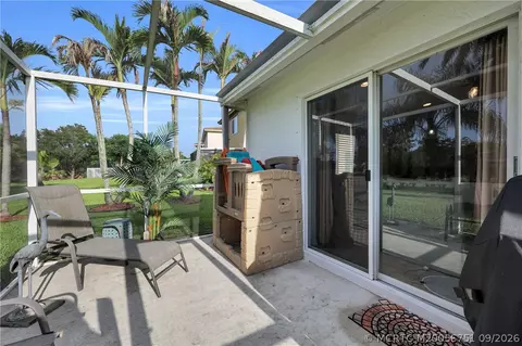 Exterior - 4526 SE Graham Dr, Stuart, FL 34997 photo 1 of 4