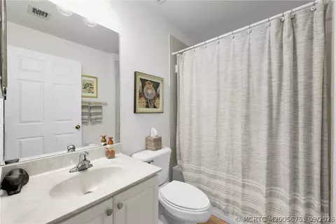 Bath - 4526 SE Graham Dr, Stuart, FL 34997 photo 3 of 3