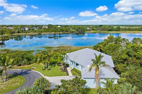 1109 NE Bayside Pl, Jensen Beach, FL 34957