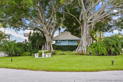 Exterior - 3901 SE Saint Lucie Blvd #9, Stuart, FL 34997 photo 15 of 16
