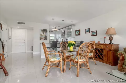 Dining - 3901 SE Saint Lucie Blvd #9, Stuart, FL 34997 photo 2 of 4