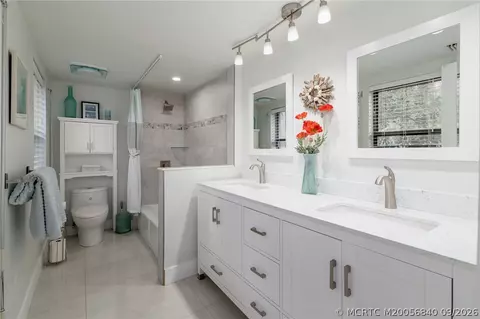 Bath - 3901 SE Saint Lucie Blvd #9, Stuart, FL 34997 photo 1 of 3