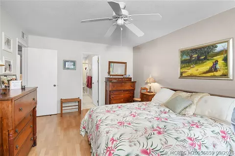 Bedroom - 5111 SE Miles Grant Rd #202, Stuart, FL 34997 photo 4 of 5