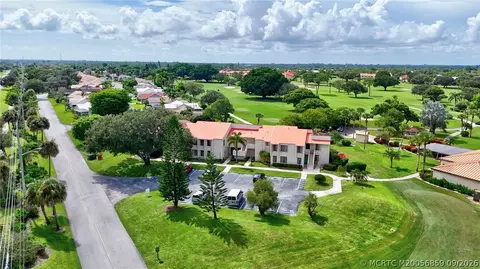 View/Area - 5111 SE Miles Grant Rd #202, Stuart, FL 34997 photo 2 of 38