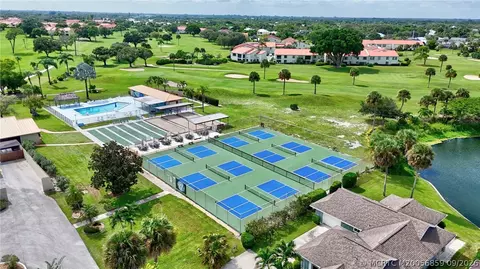 View/Area - 5111 SE Miles Grant Rd #202, Stuart, FL 34997 photo 10 of 38