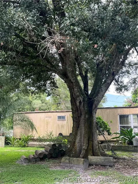 1183 SW Pinetree Trl, Stuart, FL 34997 photo 4