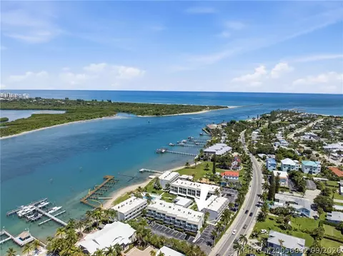 1300 Seaway Dr #B-6, Fort Pierce, FL 34949