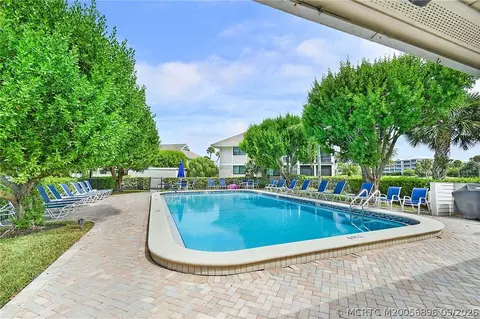 Exterior - 311 NE Golfview Cir, Stuart, FL 34996 photo 8 of 9