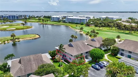 View/Area - 311 NE Golfview Cir, Stuart, FL 34996 photo 5 of 6