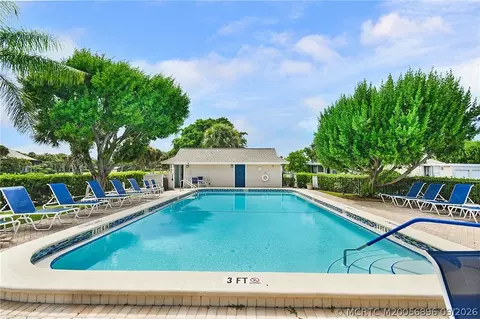 Exterior - 311 NE Golfview Cir, Stuart, FL 34996 photo 7 of 9