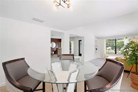Dining - 807 SE Weir St, Stuart, FL 34994 photo 1 of 2