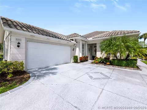 8008 SE Double Tree Dr, Hobe Sound, FL 33455