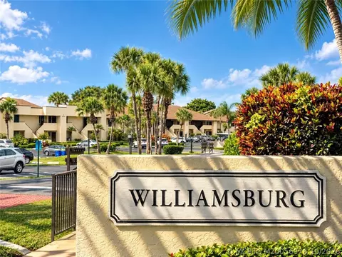 6303 SE Williamsburg Dr #201, Hobe Sound, FL 33455