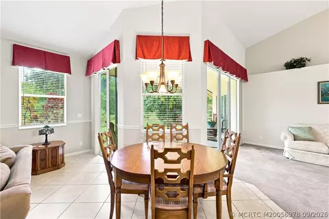 Dining - 4081 SE Newton St, Stuart, FL 34997 photo 6 of 6