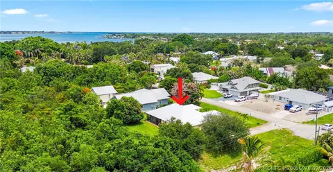 View/Area - 4081 SE Newton St, Stuart, FL 34997 photo 6 of 6