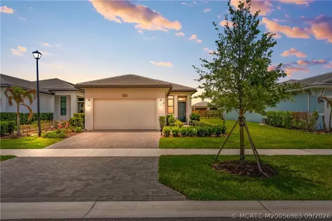 9013 SW Vetta Way, Port Saint Lucie, FL 34987