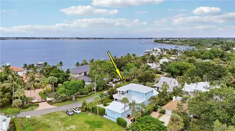 View/Area - 1002 SE Riverside Dr, Stuart, FL 34996 photo 5 of 11