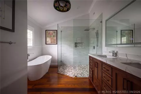 Bath - 615 SW Rustic Cir, Stuart, FL 34997 photo 1 of 4