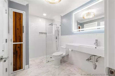 Bath - 615 SW Rustic Cir, Stuart, FL 34997 photo 4 of 4