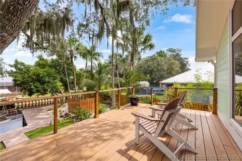 Exterior - 615 SW Rustic Cir, Stuart, FL 34997 photo 11 of 19