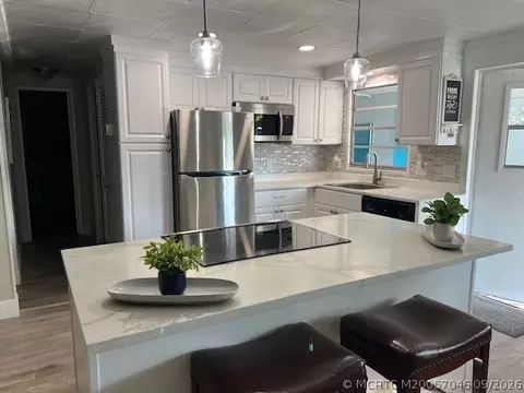 4144 2nd Ct, Lantana, FL 33467