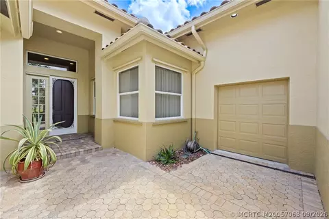 Other - 3663 SE Cambridge Dr, Stuart, FL 34997 photo 5 of 9