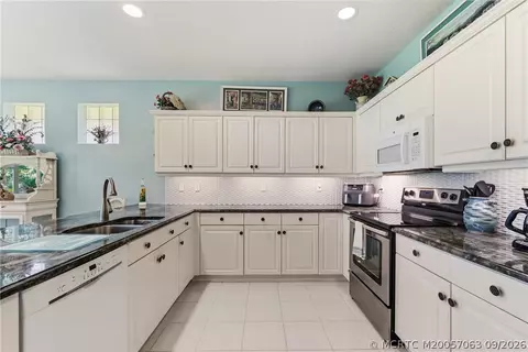 Kitchen - 3663 SE Cambridge Dr, Stuart, FL 34997 photo 2 of 2