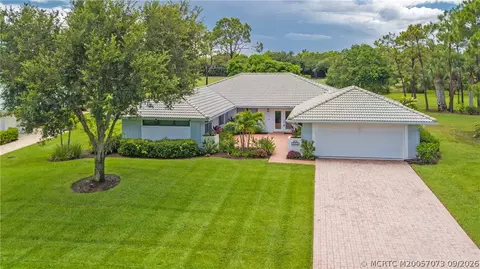 1463 SW Troon Cir, Palm City, FL 34990