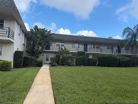 1900 S Kanner Hwy #7-103, Stuart, FL 34994