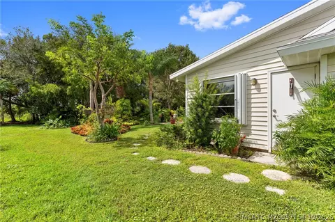 Exterior - 7130 SE Lillian Ct, Stuart, FL 34997 photo 2 of 10