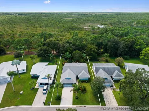 View/Area - 7130 SE Lillian Ct, Stuart, FL 34997 photo 2 of 7