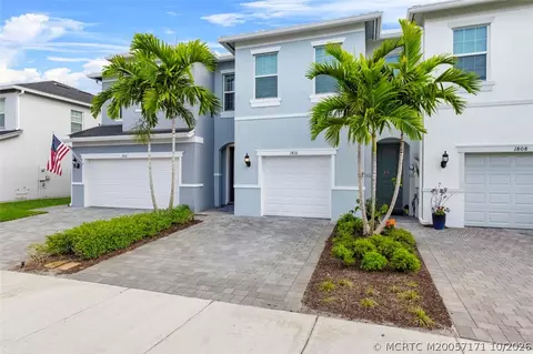 Exterior - 1810 SE Ocean Cove Way, Stuart, FL 34996 photo 2 of 5