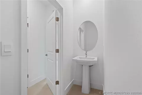 Entry Way - 7030 SE Park Trace Dr, Stuart, FL 34997 photo 3 of 5