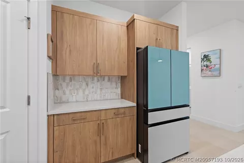 Kitchen - 7030 SE Park Trace Dr, Stuart, FL 34997 photo 1 of 8