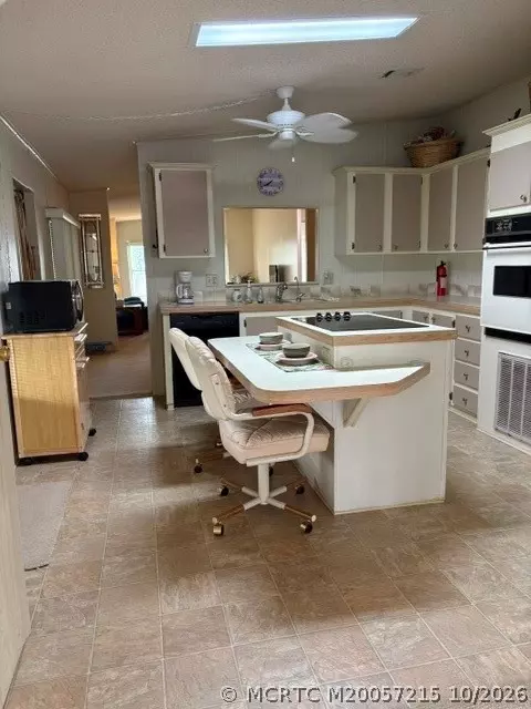4760 SE Bywood Ter, Stuart, FL 34997 photo 5